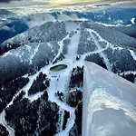 Будинок відпочинку Occo By The Mountains *